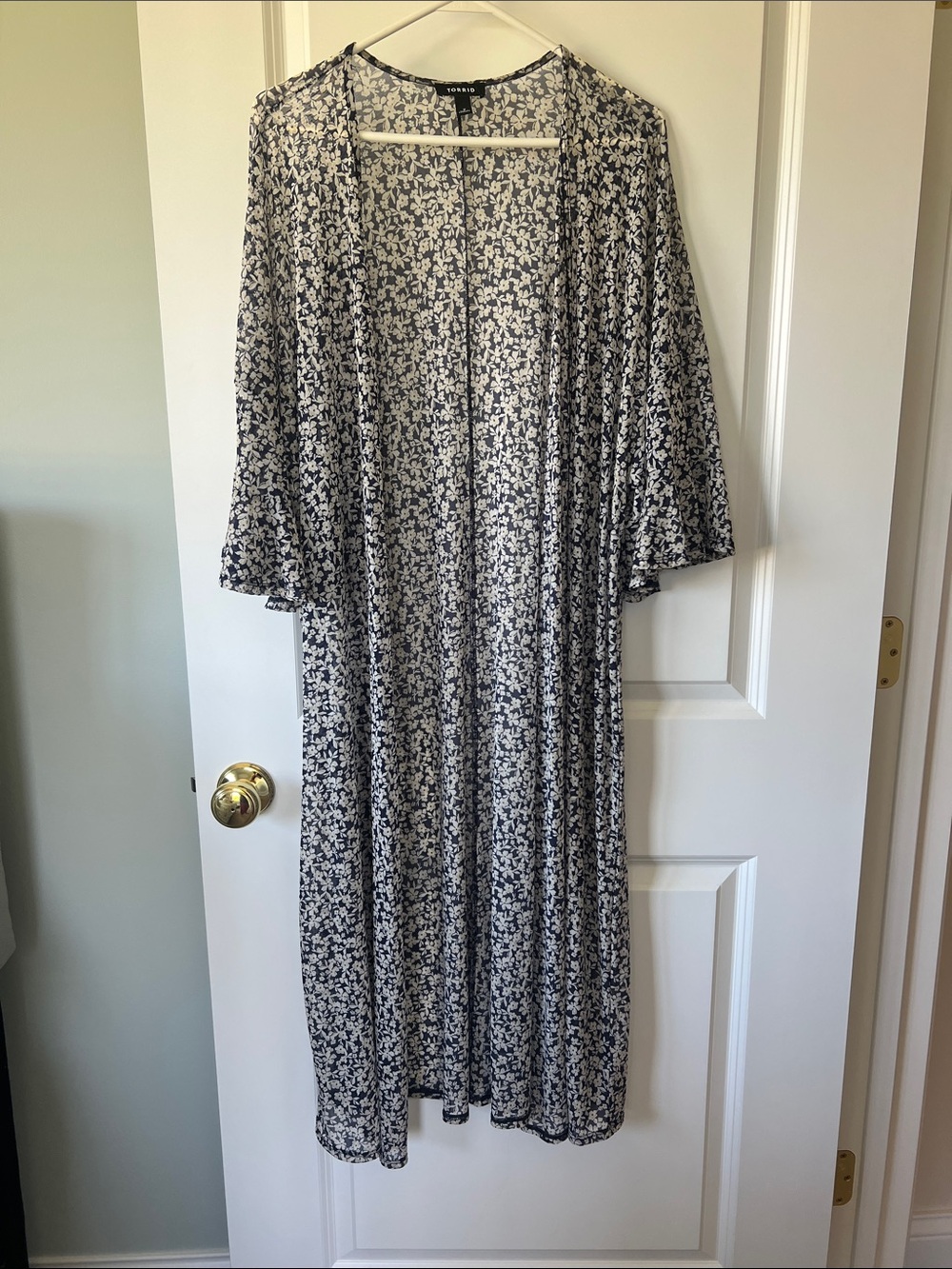 torrid Navy & White Floral Maxi Duster